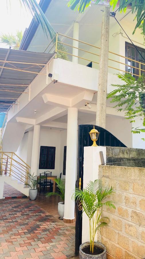 Lali Beach Villa Trincomalee Exteriér fotografie